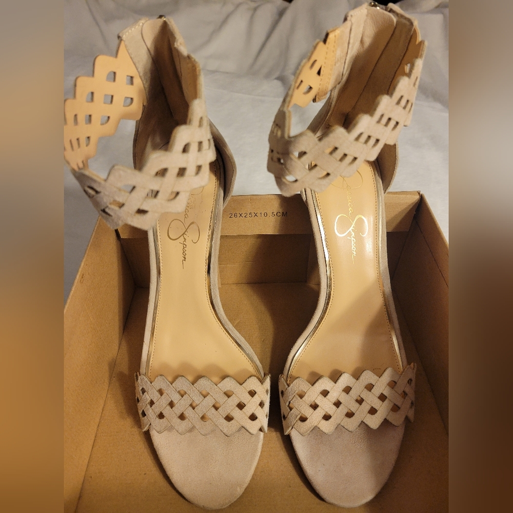 Jessica Simpson heels
